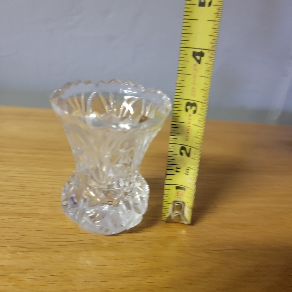 Mini Crystal Vase - Picture 2 of 3